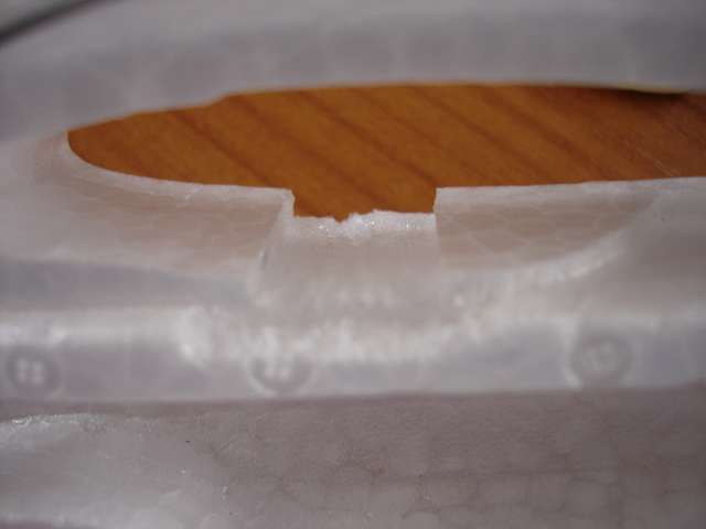 Espacio para servo alerones