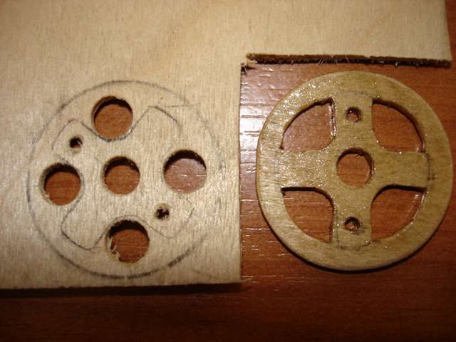 Soporte de motor recortado